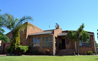 4 Bedroom House in Rouxville