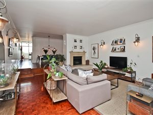 3 Bed Townhouse in Elton Hill