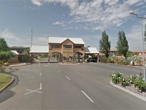 2 Bed Apartment in Helderwyk