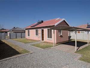 2 Bedroom House in Soweto Central