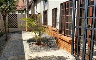 2 Bedroom Duplex in Faerie Glen