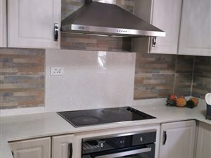 4 Bed House in Newlands West