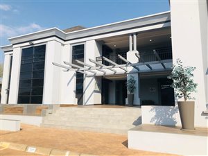 313 m² Commercial space in Bryanston