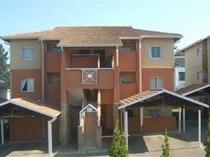 2 Bed Townhouse in Fourways