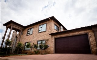 4 Bedroom House in Wilkoppies