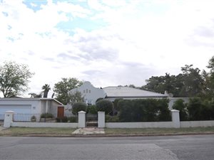 4 Bed House in Clanwilliam