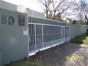 3 Bed House in Dan Pienaar