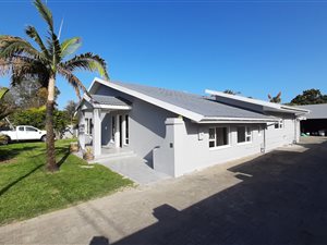 6 Bed House in Abbotsford