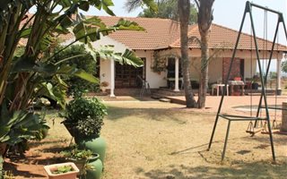 1.7 ha Agricultural Holding in Monavoni