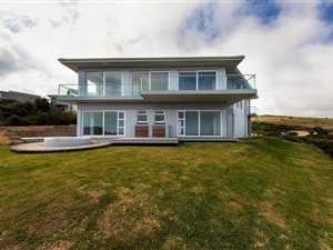 3 Bed House in Pinnacle Point Golf Estate