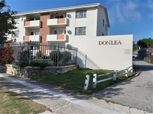 3 Bed Flat in Humewood