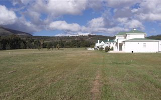 647 m² Land available in Villiersdorp