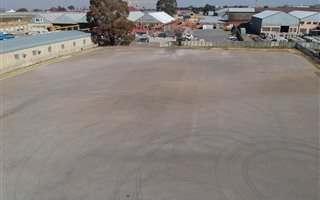 8467 m² Industrial space in Isando