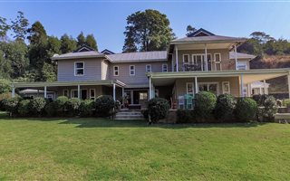 5 Bedroom House in Hilton