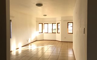3 Bedroom Duplex in Theresa Park