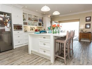 4 Bed House in Ocean View
