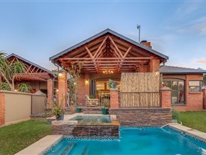 5 Bed House in Poortview