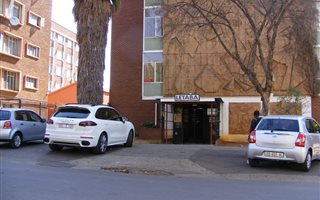 1 Bedroom Apartment in Sunnyside