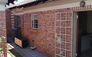 2 Bedroom Townhouse in Highveld