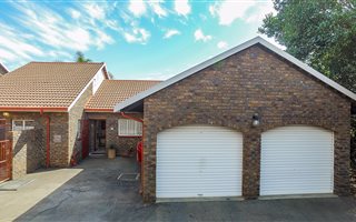 3 Bedroom Townhouse in Birchleigh North
