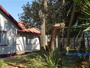 3 Bed House in General Alberts Park