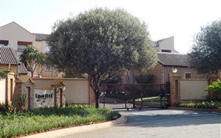 2 Bedroom Townhouse in Eco Park