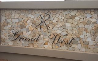 2 Bedroom Apartment in Andeon AH