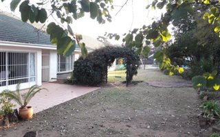4 Bedroom House in Lombardy East