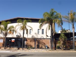 2875 m² Commercial space in Jan Niemand Park