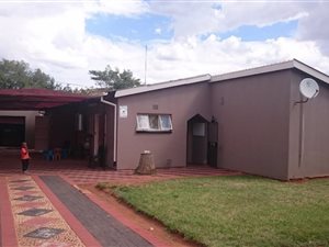 3 Bed House in Randlespark