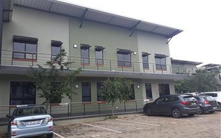 200 m² Commercial space in The Willows