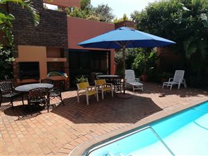 2 Bed Apartment in Rosebank