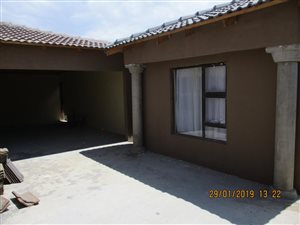 3 Bed House in Dobsonville