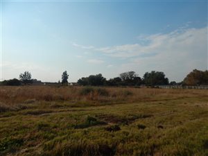 1160 m² Land available in Kookrus