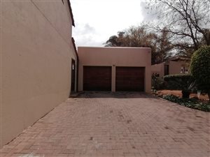 3 Bed House in Roodepoort Central
