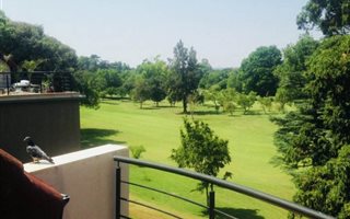 4 Bedroom Apartment in Zwartkop