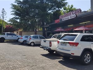 120 m² Retail Space in Silvamonte