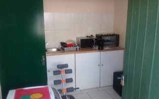 1 Bedroom Garden Cottage in Edenvale