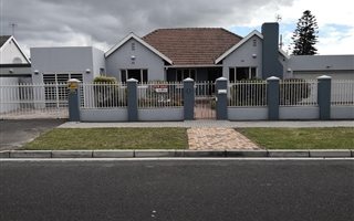 3 Bedroom House in Thornton