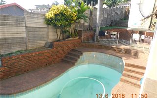 4 Bedroom House in Brighton Beach