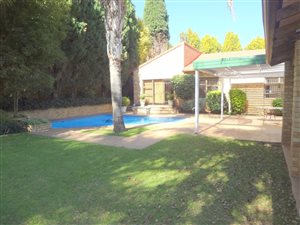 4 Bed House in Benmore Gardens