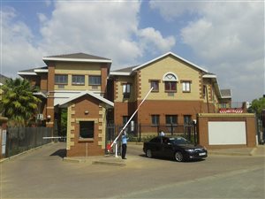 309 m² Commercial space in Paulshof