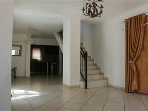 4 Bed House in North Riding