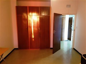 1 Bed Apartment in Krugersdorp Central