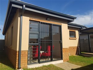 3 Bed Townhouse in Alberton