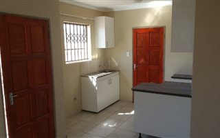 2 Bedroom House in Fourways