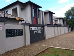 3 Bed Townhouse in Potchefstroom Central