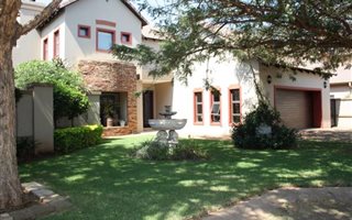 4 Bedroom House in Midfield Estate