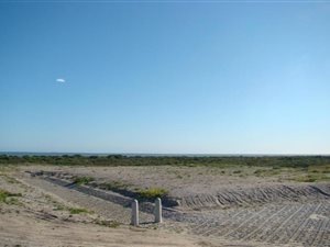 608 m² Land available in Velddrif