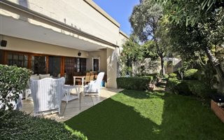 3 Bedroom Cluster in Melrose